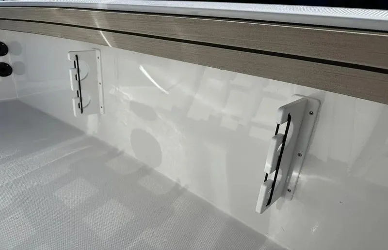 Slide: The Image of Yamaha 190 FSH Sport 2025 - 4