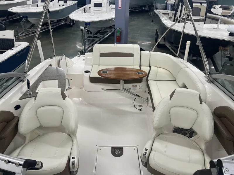 Slide: The Image of Chaparral 244 Sunesta 2014 - 10