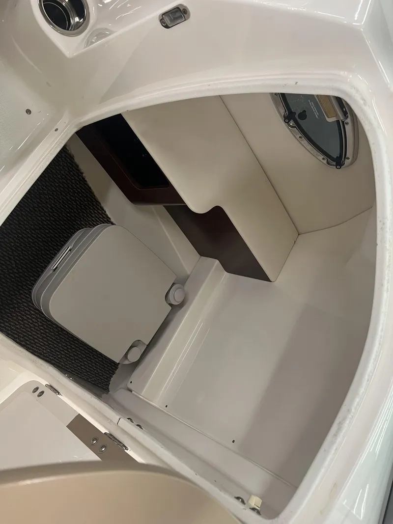 Slide: The Image of Chaparral 244 Sunesta 2014 - 11