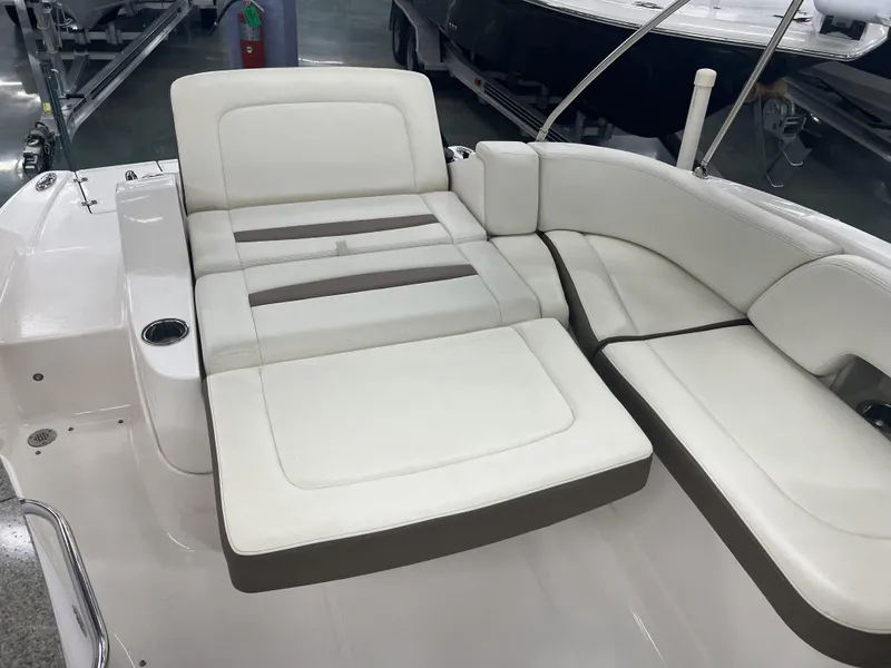 Slide: The Image of Chaparral 244 Sunesta 2014 - 13