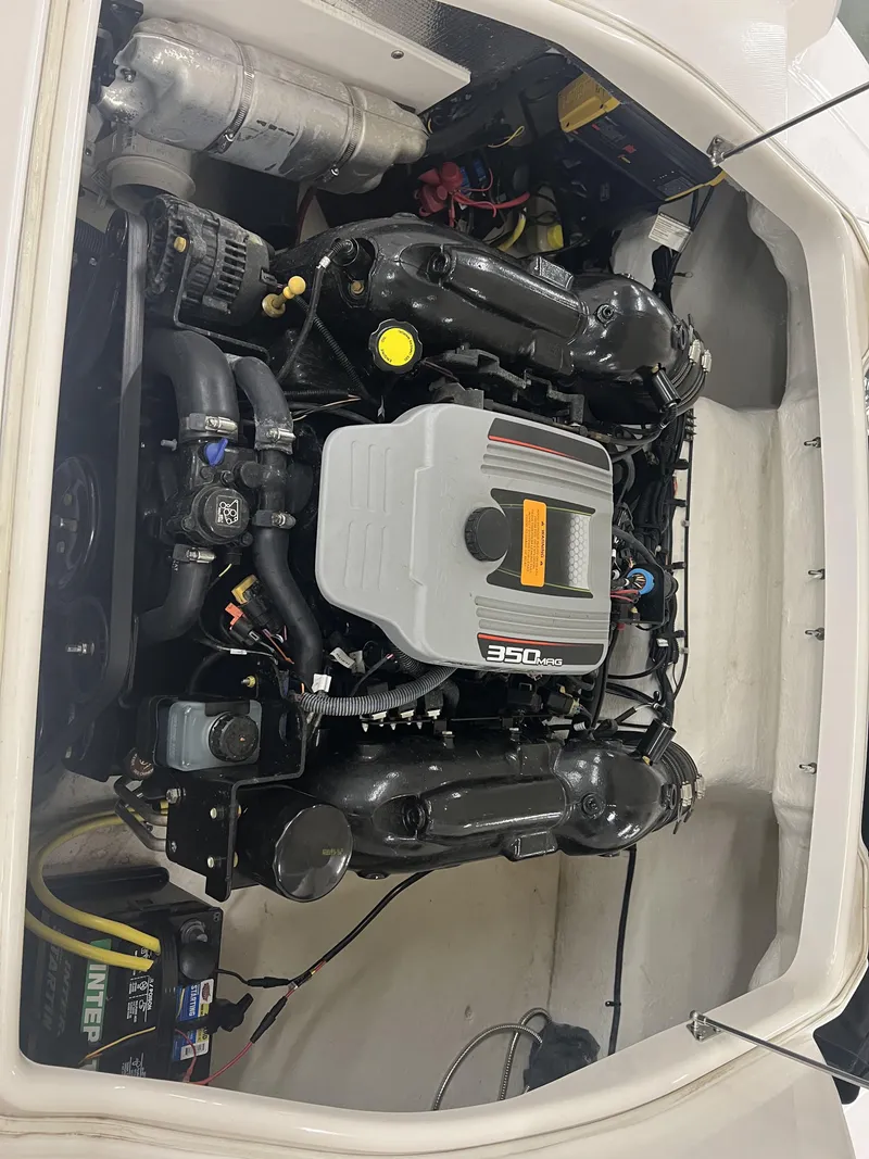 Slide: The Image of Chaparral 244 Sunesta 2014 - 14