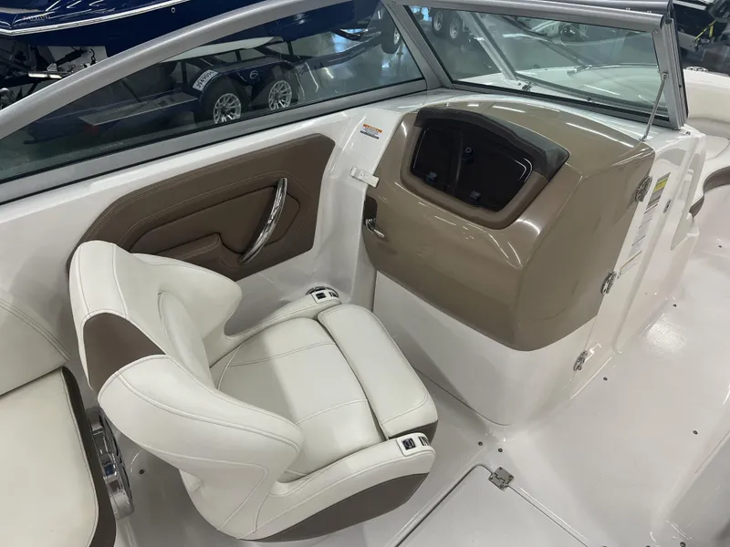 Slide: The Image of Chaparral 244 Sunesta 2014 - 5