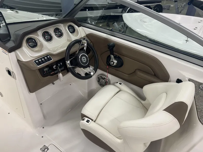 Slide: The Image of Chaparral 244 Sunesta 2014 - 6