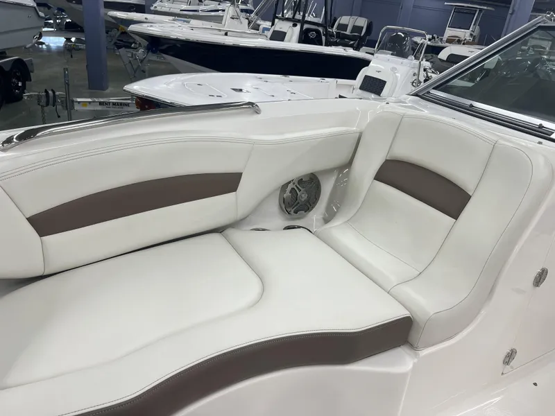 Slide: The Image of Chaparral 244 Sunesta 2014 - 9