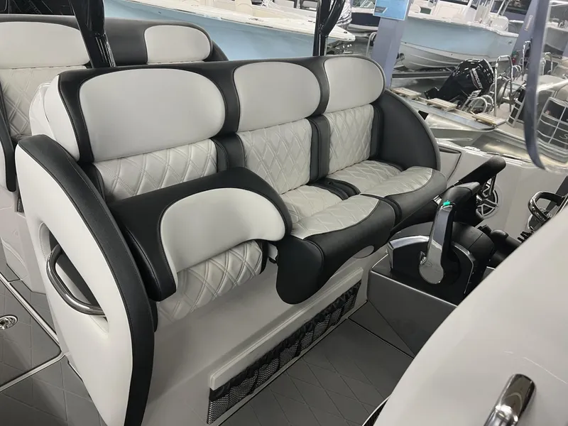 Slide: The Image of Nor-Tech 390 Sport Sport 2024 - 10