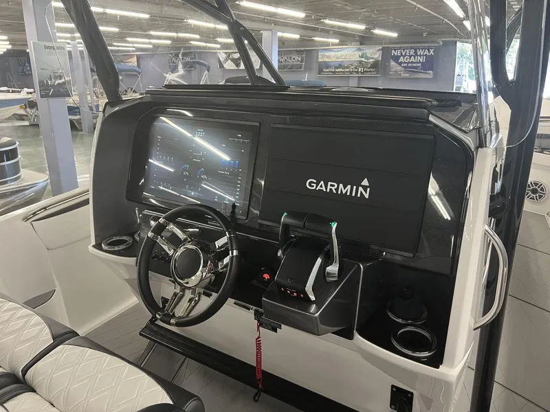 Slide: The Image of Nor-Tech 390 Sport Sport 2024 - 11