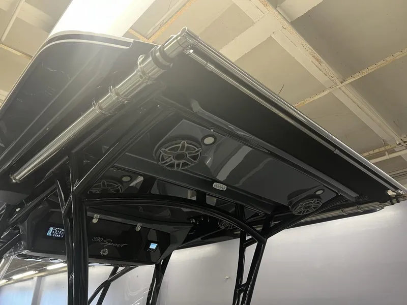 Slide: The Image of Nor-Tech 390 Sport Sport 2024 - 17