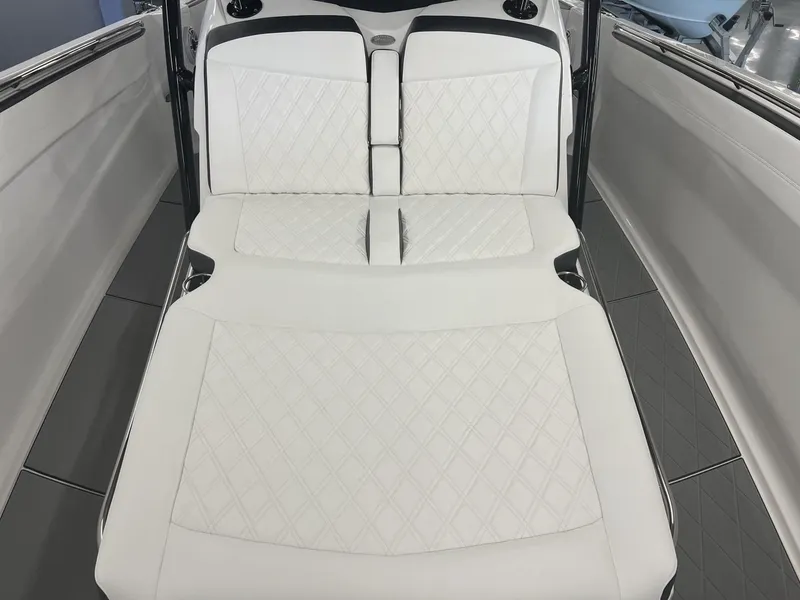 Slide: The Image of Nor-Tech 390 Sport Sport 2024 - 8