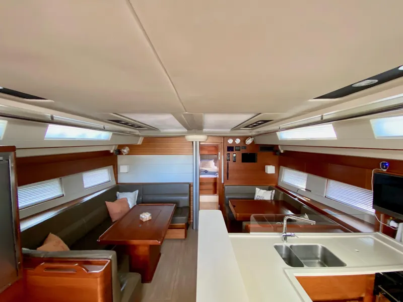 Slide: The Image of Hanse 588 - 2