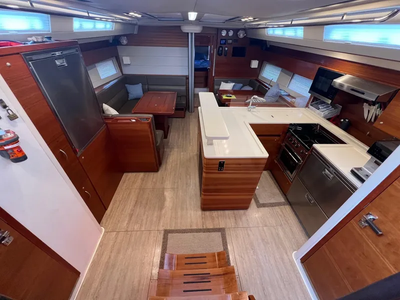 Slide: The Image of Hanse 588 - 36