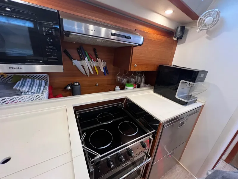 Slide: The Image of Hanse 588 - 42