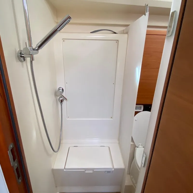 Slide: The Image of Hanse 588 - 62