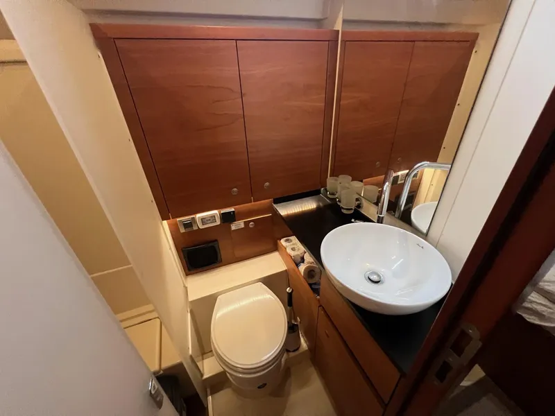 Slide: The Image of Hanse 588 - 84