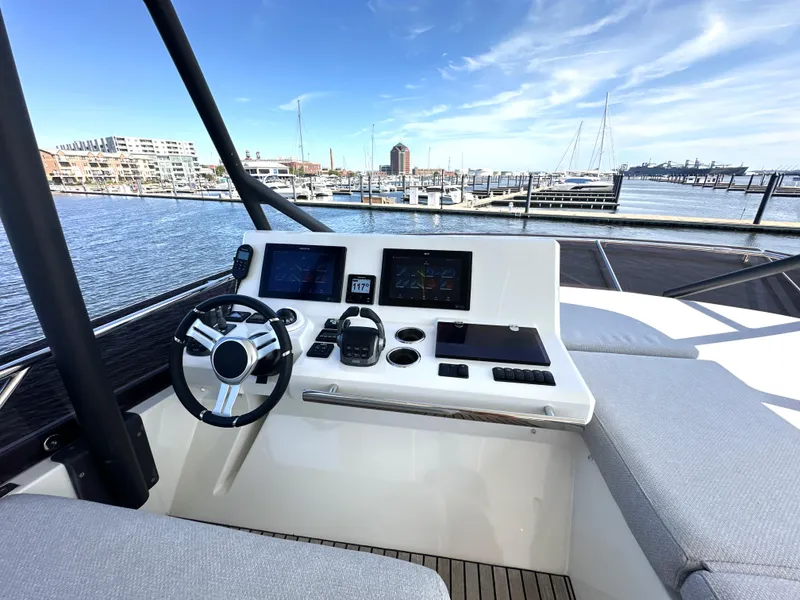 Slide: The Image of 2022 Prestige Yachts 520 Fly - 22