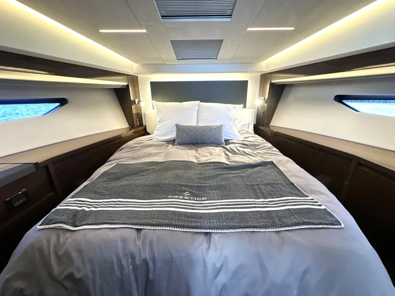 Slide: The Image of 2022 Prestige Yachts 520 Fly - 49