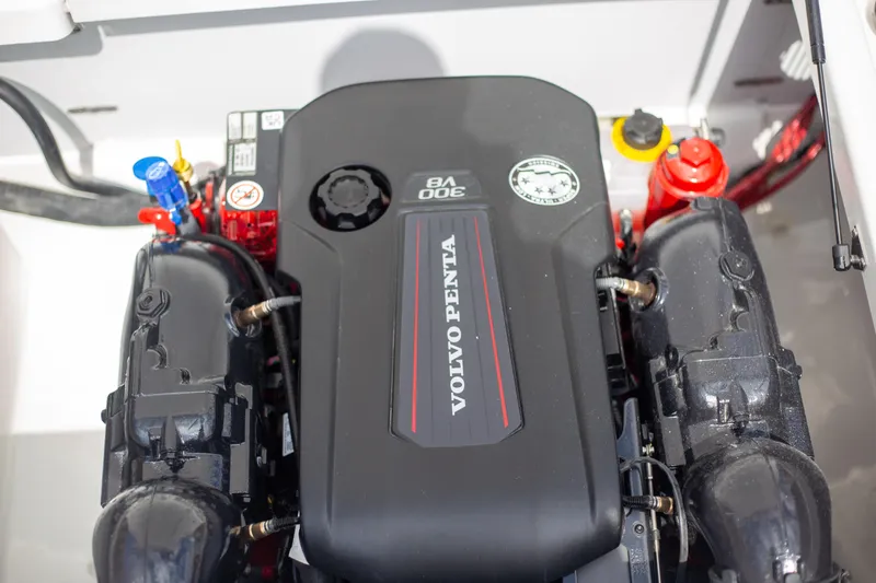 Slide: The Image of Volvo Penta engine in 2025 Four Winns HD5 boat, detailed view. - 18