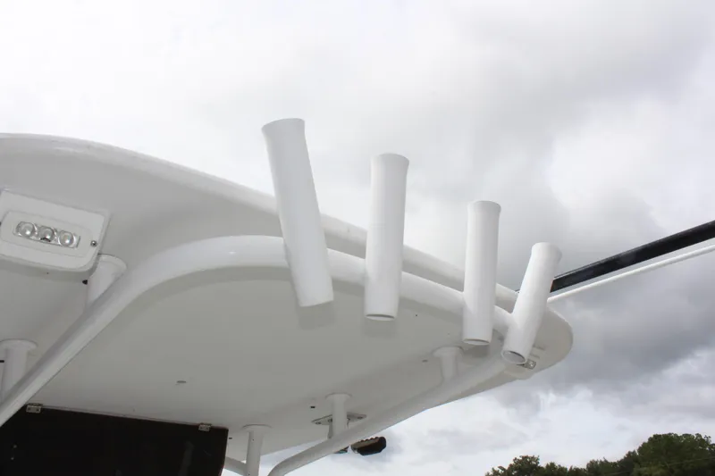 Slide: The Image of Sea Fox 230 Center Console 2001 - 13