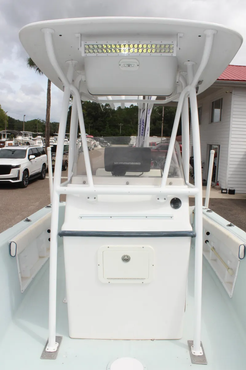 Slide: The Image of Sea Fox 230 Center Console 2001 - 19