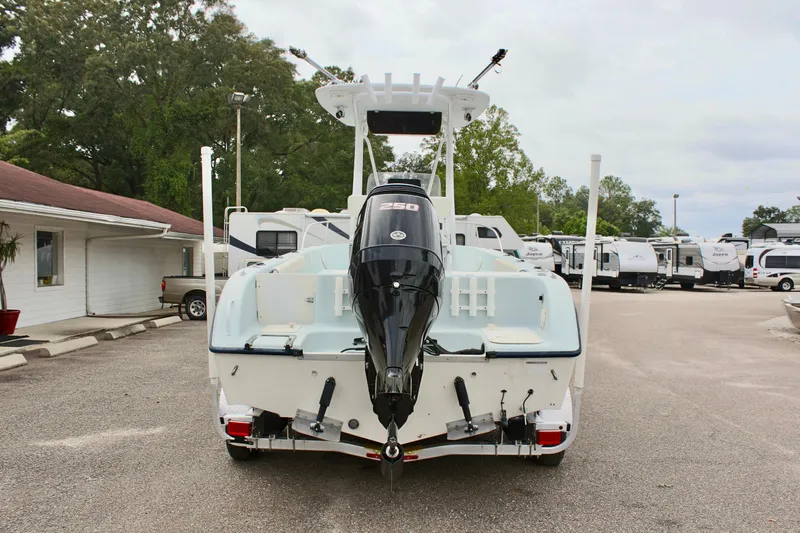 Slide: The Image of Sea Fox 230 Center Console 2001 - 7