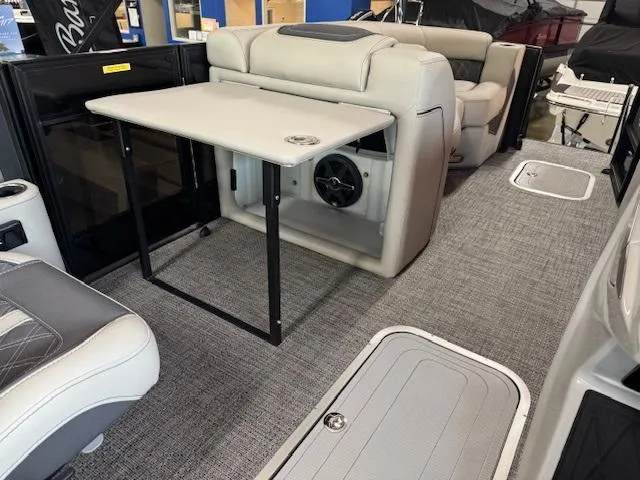 Slide: The Image of 2025 Barletta Lusso 23UC interior with table and seating, featuring modern design and comfort. - 10