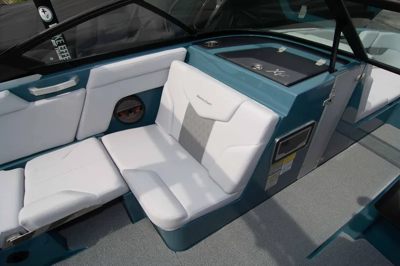 Slide: The Image of MasterCraft XT24 2025 - 58