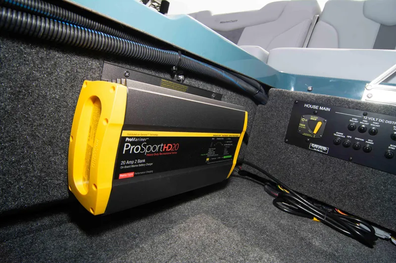 Slide: The Image of MasterCraft XT24 2025 - 73