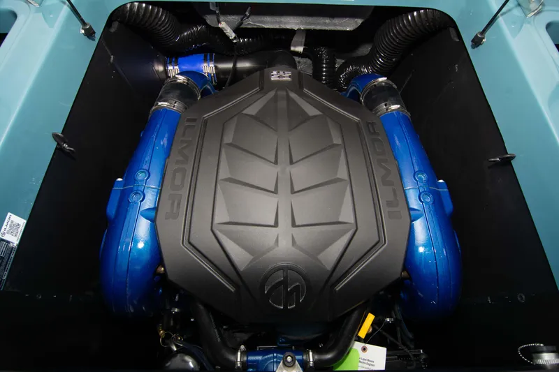 Slide: The Image of MasterCraft XT24 2025 - 80