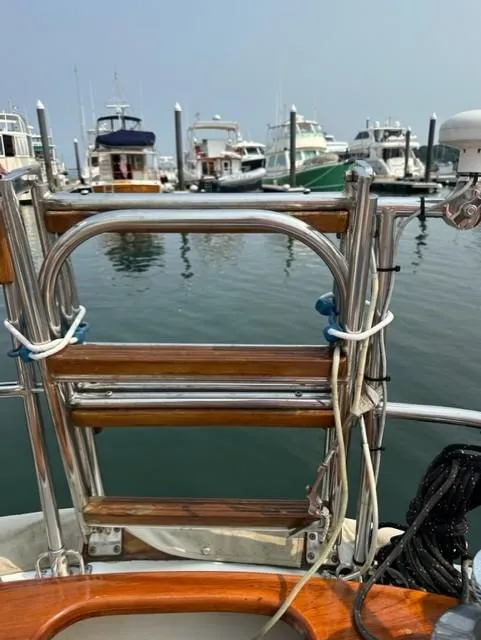 Slide: The Image of Stern Ladder - 8