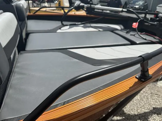 Slide: The Image of Lowe 1625 Fish And Ski 2024 - 9