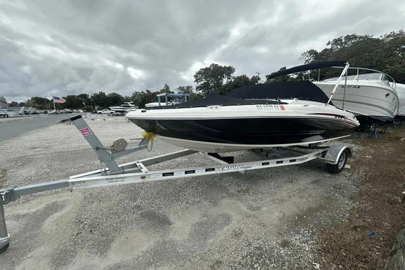 Slide: The Image of Stingray 191DC 2020 - 5