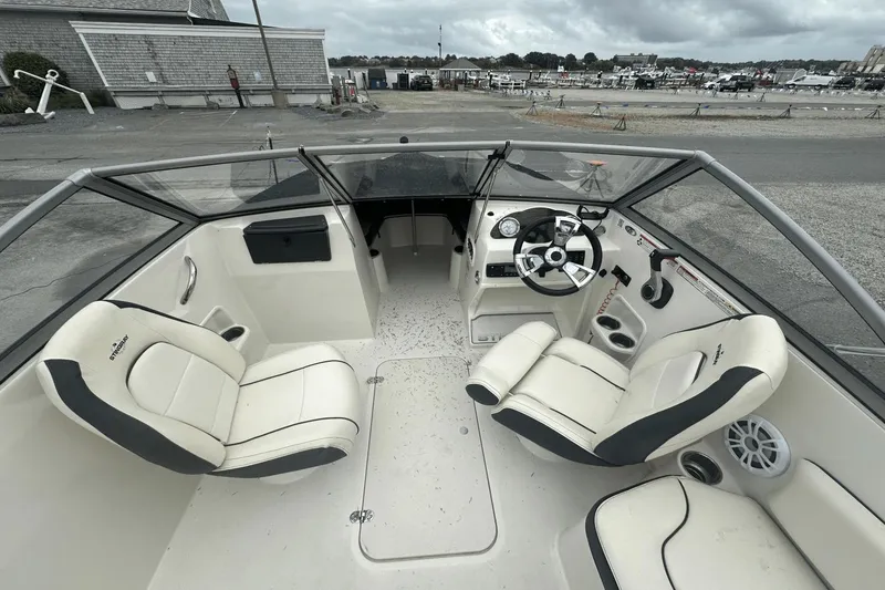 Slide: The Image of Stingray 191DC 2020 - 7