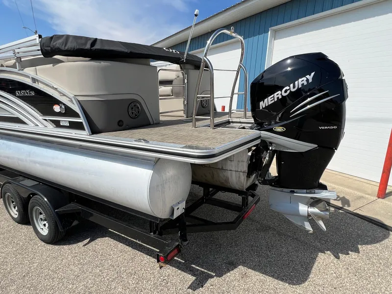 Slide: The Image of 2020 Harris FloteBote H SOL 250 CWDH TT pontoon boat with Mercury engine on trailer. - 41