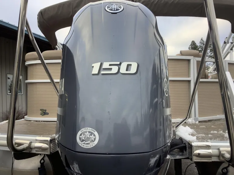 Slide: The Image of Bennington 22 SL 2023 - 10