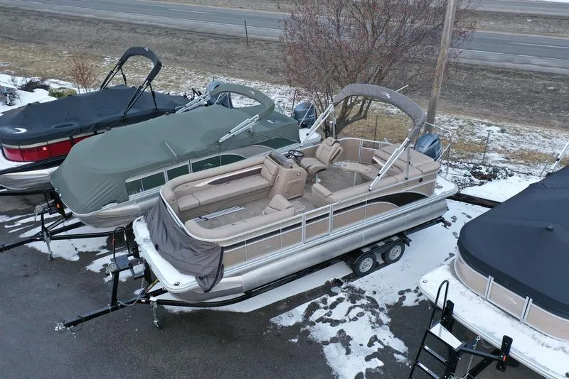 Slide: The Image of Bennington 22 SL 2023 - 13