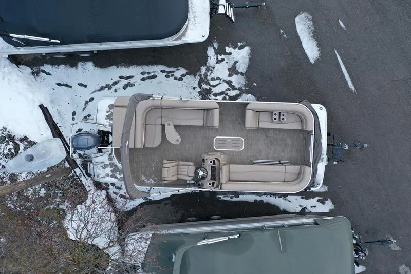 Slide: The Image of Bennington 22 SL 2023 - 18