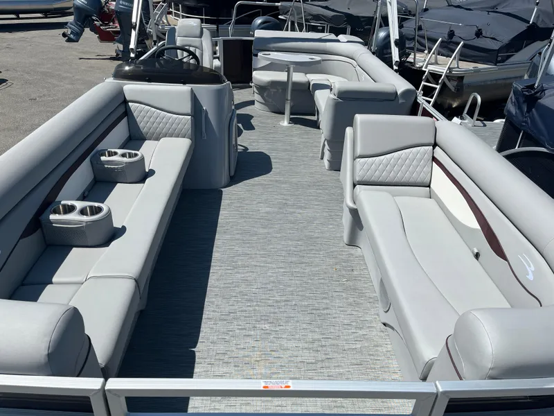 Slide: The Image of Bennington 22 SL 2023 - 5