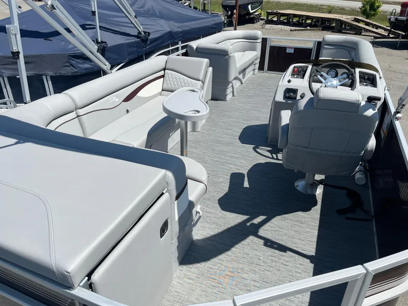 Slide: The Image of Bennington 22 SL 2023 - 7