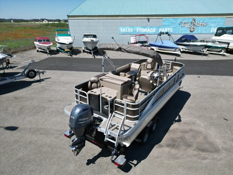 Slide: The Image of 2023 Bennington 22 SXFAPG pontoon boat with Yamaha motor at Tobler Marina. - 5