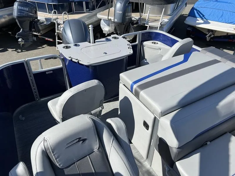 Slide: The Image of Bennington 22 SXF-APG 2023 - 9