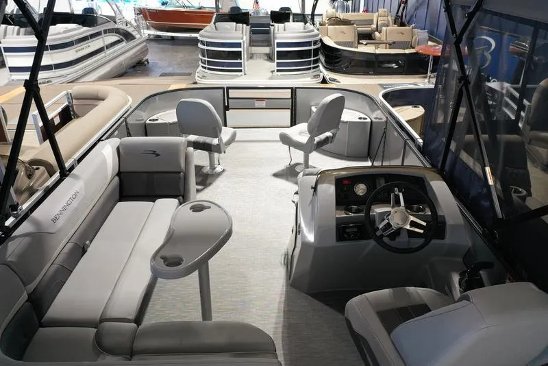 Slide: The Image of Bennington 22 SXF-APG 2023 - 10