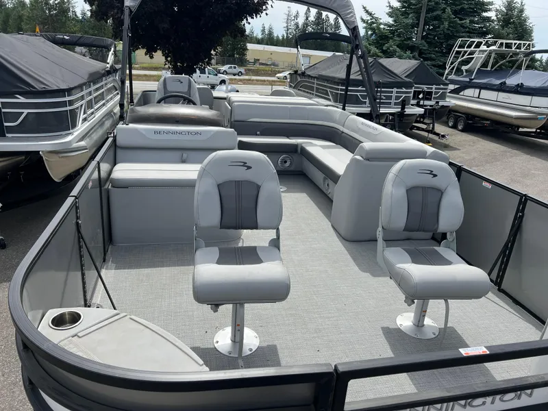 Slide: The Image of Bennington 22 SXF-APG 2023 - 13