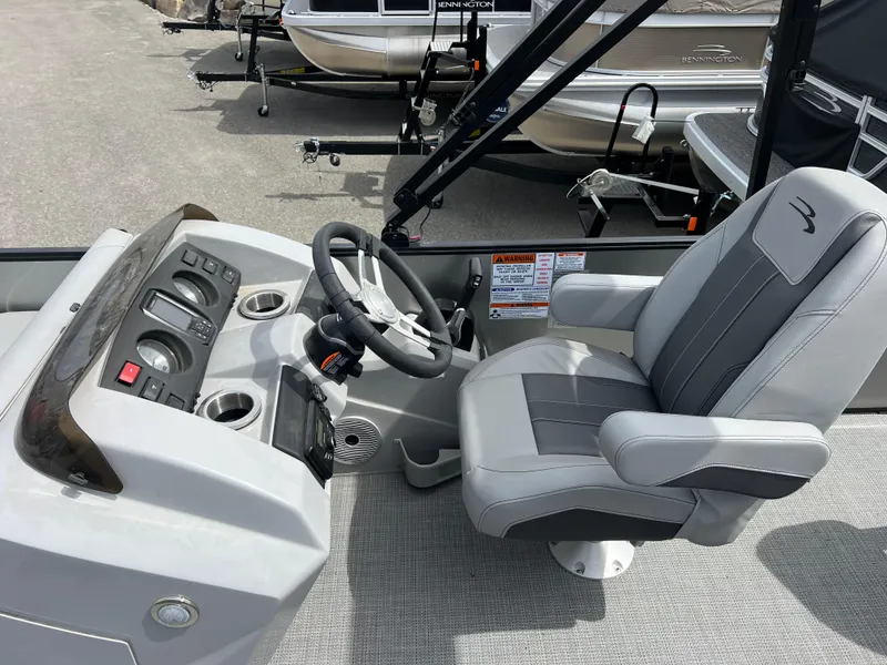 Slide: The Image of Bennington 22 SXF-APG 2023 - 18