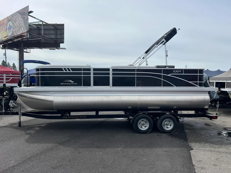 The Image of Bennington 22 SXS-APG 2023 - 1