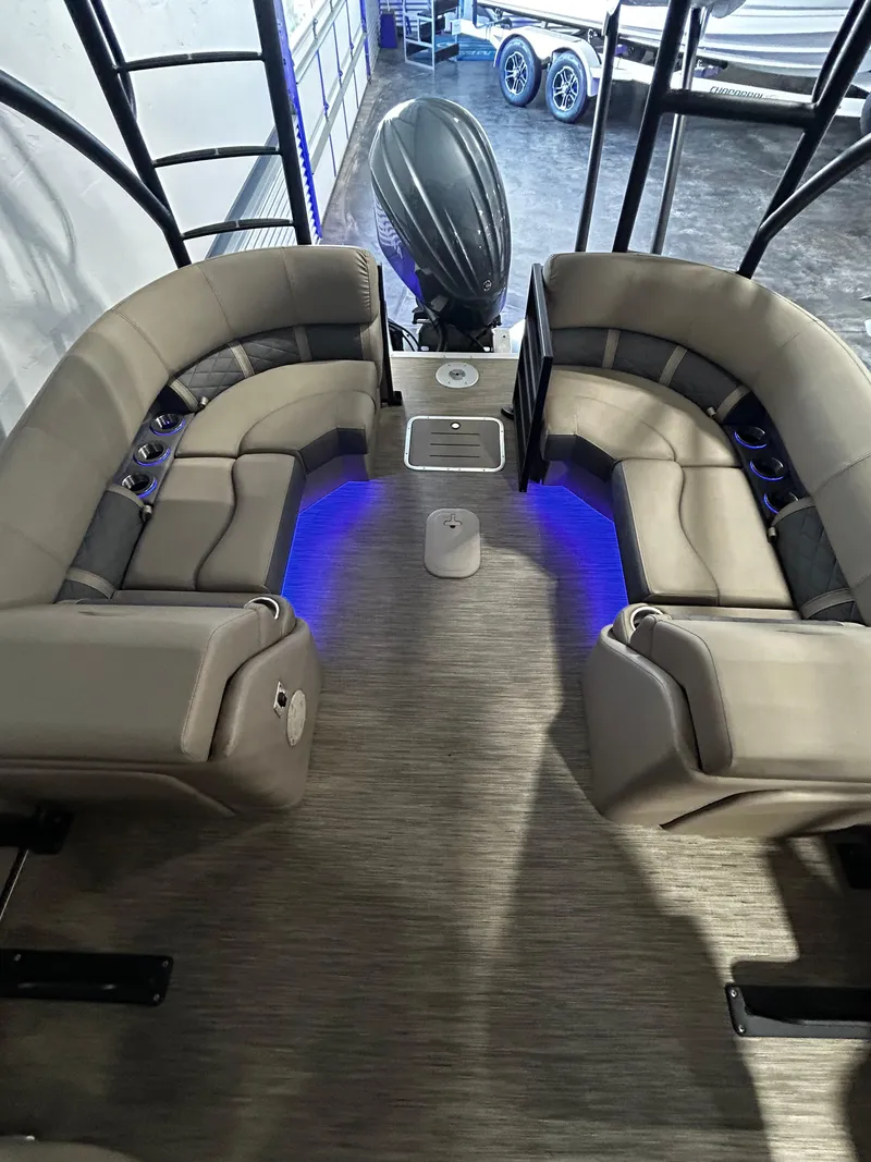 Slide: The Image of Bennington 25 LSRTD 2023 - 20