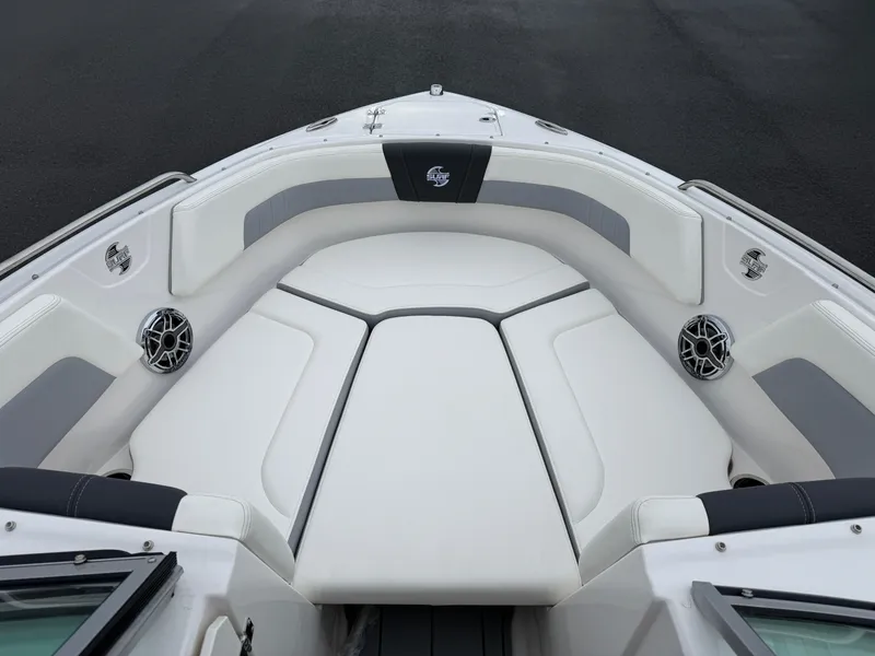 Slide: The Image of Chaparral 23 Surf 2024 - 8