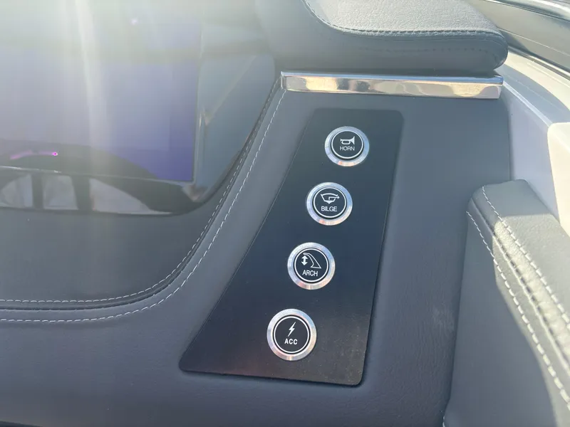 Slide: The Image of Chaparral 247 SSX 2024 - 14