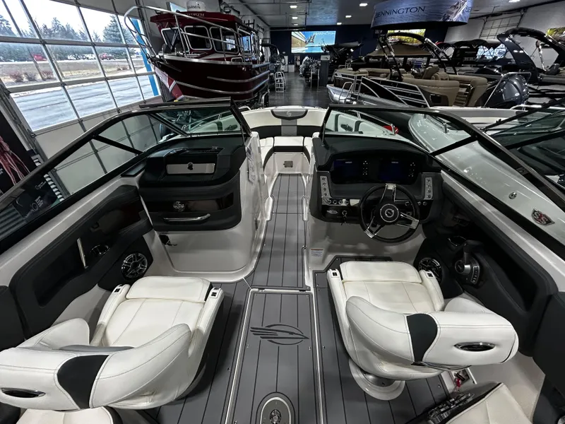 Slide: The Image of Chaparral 26 Surf 2023 - 6