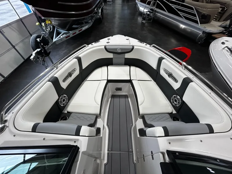 Slide: The Image of Chaparral 26 Surf 2023 - 8