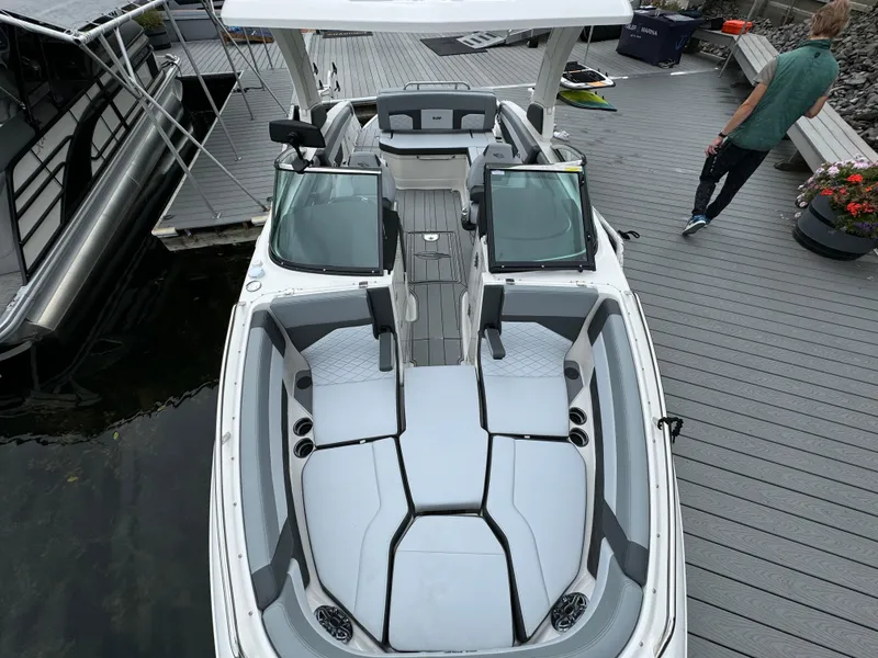 Slide: The Image of Chaparral 26 Surf 2025 - 12