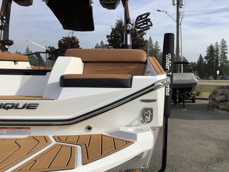 Slide: The Image of Nautique Super Air Nautique G23 2025 - 12